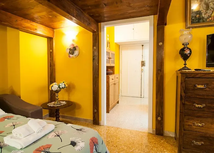 Wood Easy Flat Apartment